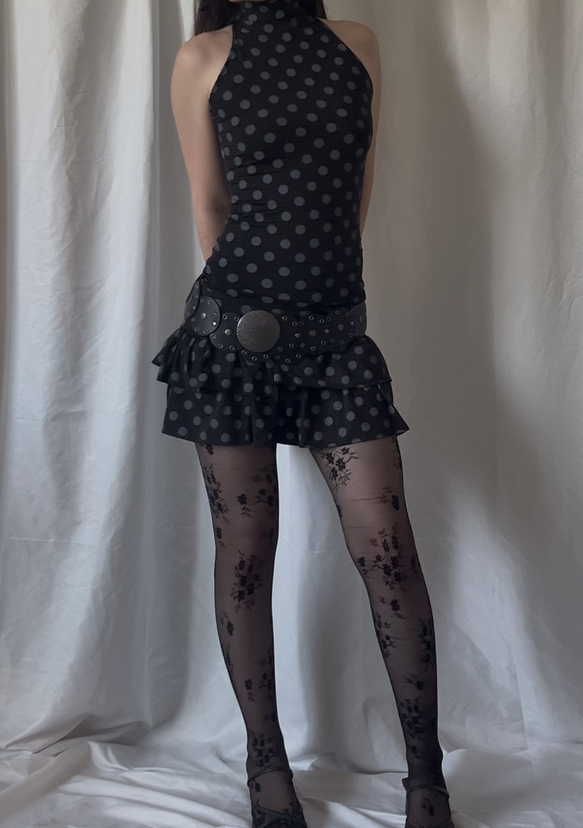 Ensemble col montant et jupe à fronces