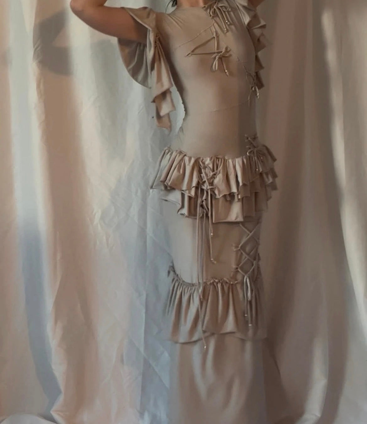 DRESS ..1.0.