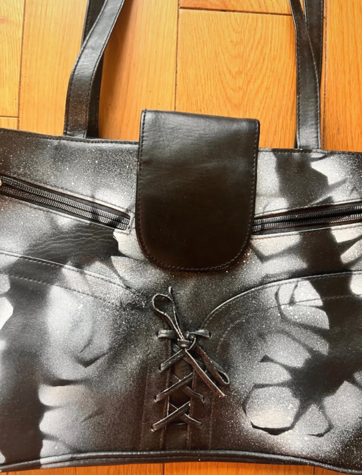 Sac à main vintage customisé