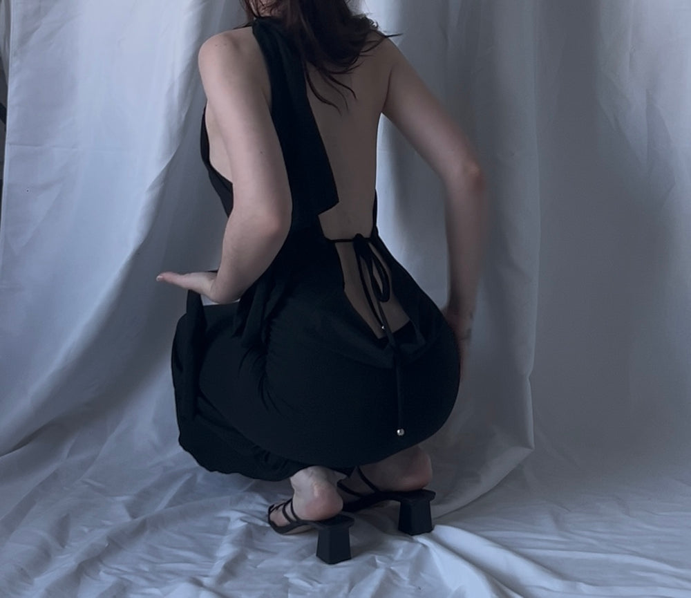 Robe dos plongeant