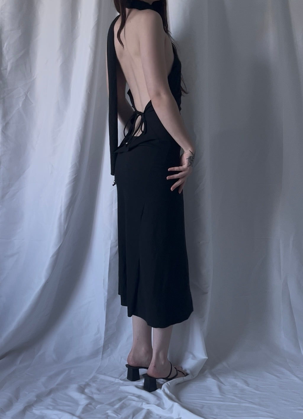 Robe dos plongeant