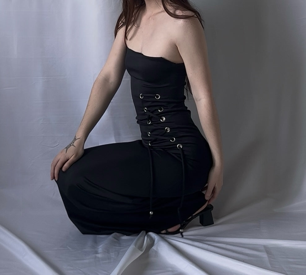 Robe tube détail corset