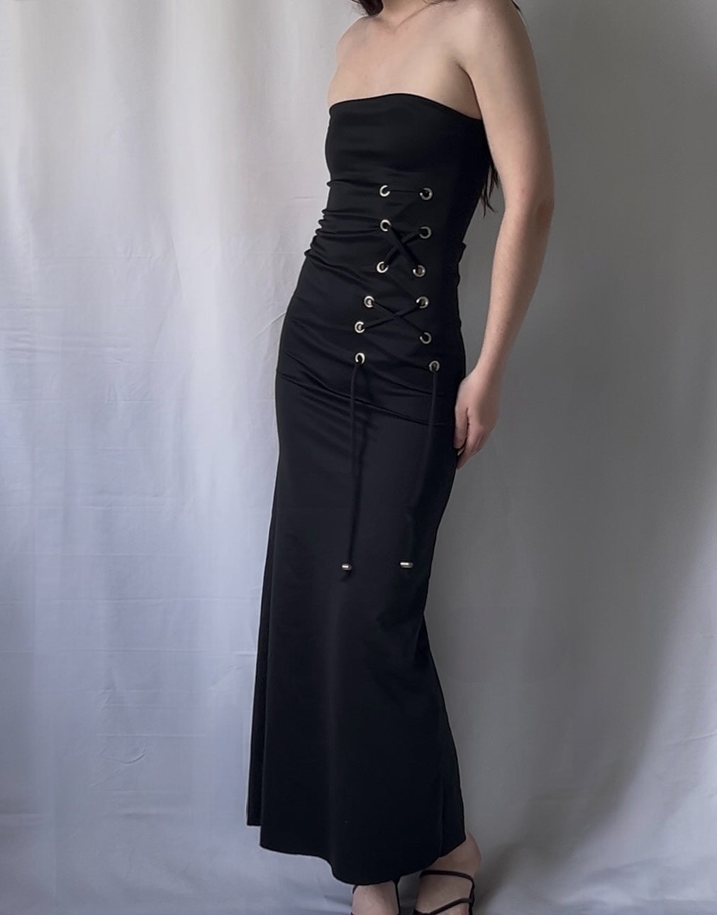 Robe tube détail corset